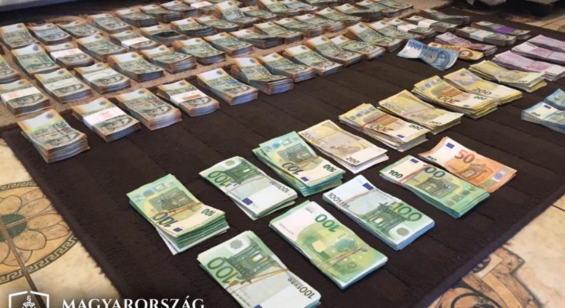 7 milliárd forintot csalt el egy budapesti bűnszervezet, a szálak a Nyugat-Dunántúlra veztenek