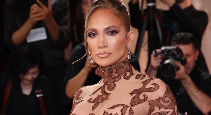 Golden Globe: Jennifer Lopezt megcsodálták, George Clooney-t kicikizték a gálán