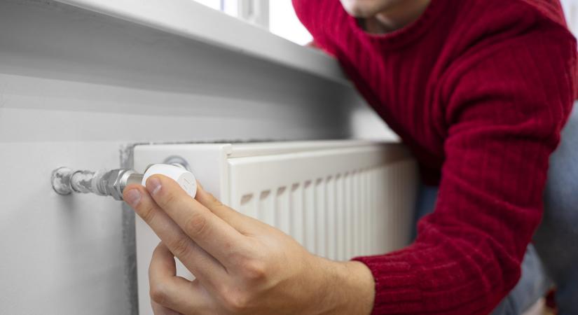 Jönnek a súlyos mínuszok: ezekkel a tippekkel csökkenthető a fűtésszámla az extrém hidegben