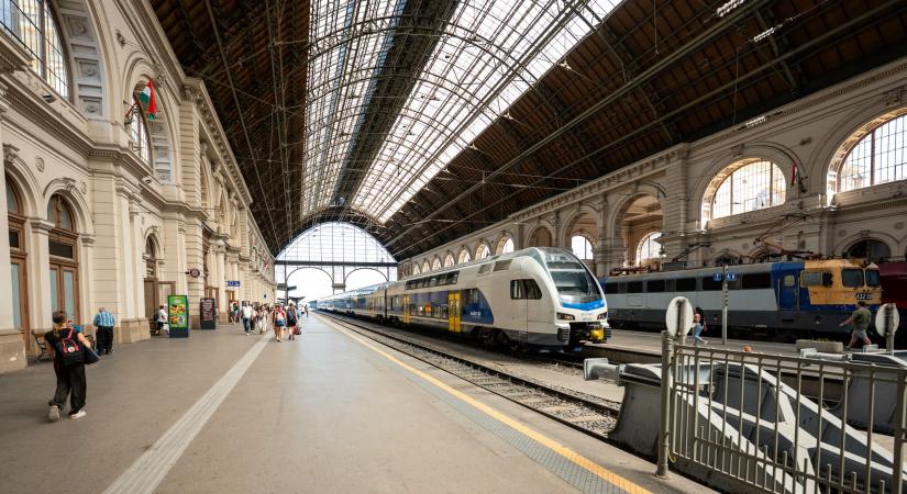 Indul a peronátépítés a Keleti pályaudvaron