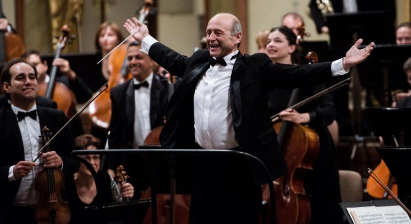 Miért nagy dolog, hogy a BFZ duplázik a Carnegie Hall színpadán?