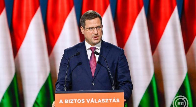 Gulyás Gergely: Brüsszel egyszerre dolgozik Európa és Magyarország ellen
