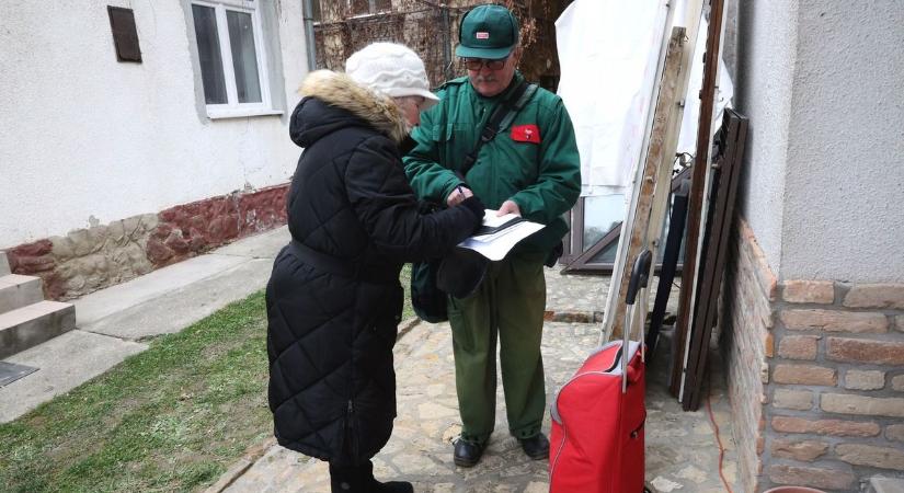 Nagy napra ébredtek a nyugdíjasok: pénzt küld a kormány, többet, mint eddig valaha, úton vannak a postások – ez csak a kezdet, februárban jön az igazi durranás