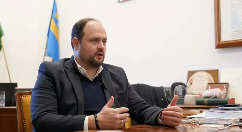 A felvidéki magyarság mellett állunk a jó meg a rossz törvények meghozatalakor is, a támogatásunk töretlen – Nagyinterjú Nacsa Lőrinccel