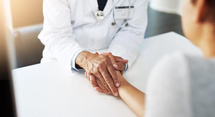 Egy rutinvizsgálaton közölték a kétgyermekes, sportos anyával, hogy gyógyíthatatlan rákja van