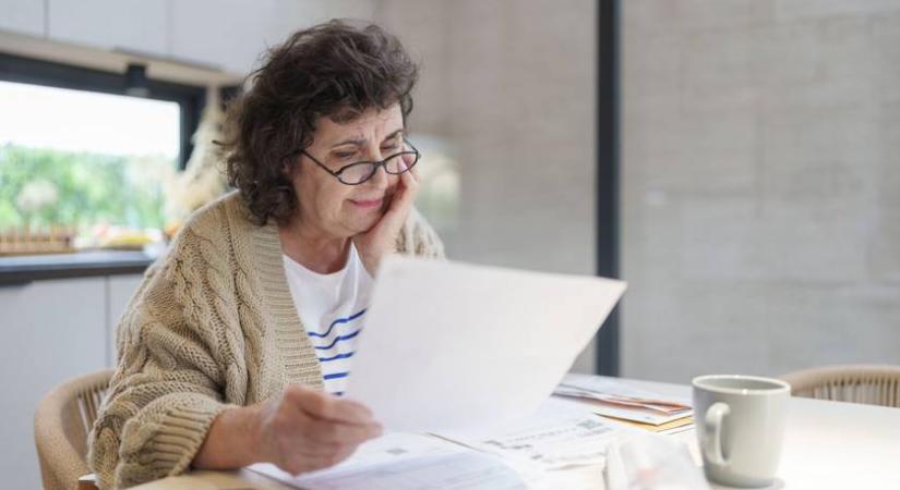 Fontos levél érkezik a napokban: több mint 1 millió nyugdíjast érint