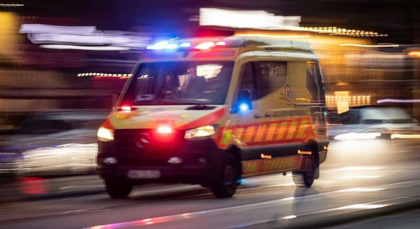 Ezért sietett a mentő Fehérvárnál: személyi sérülés történt!
