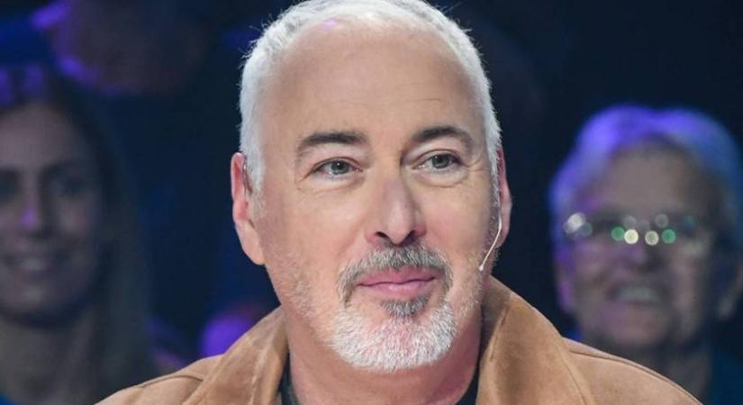 Hajós András emiatt vált el feleségétől: most 20 évvel fiatalabb párja van