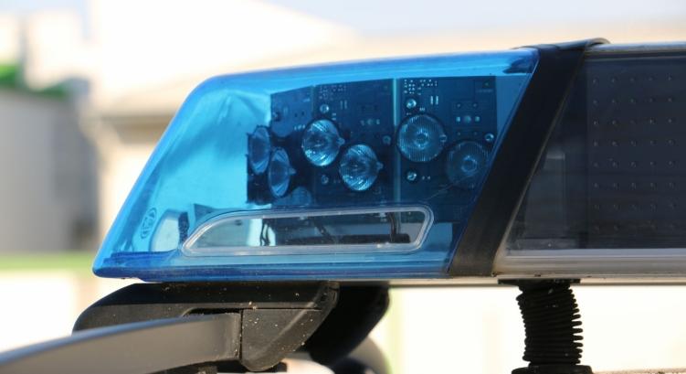 Okosba’ tákoltak össze egy buszt, több autó összetört miattuk