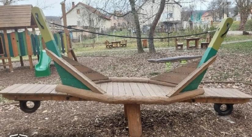 Szexuális erőszak gyanúja egy játszótéren – a szülők azonnal léptek, a vádlottra pedig hosszú börtönévek várnak