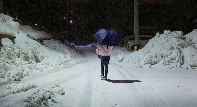 Hajnali 3 órakor indult el iskolába az esztergomi kislány, a rendőrök találták rá a nagy fagyban