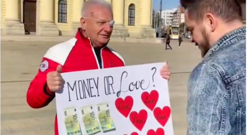 Felföldi József kitette a táblát: pénz vagy szerelem – videó