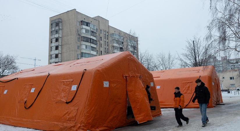 Ismét drónokkal vette tűz alá az oroszok Kijevet, továbbra is ezrek vannak áram nélkül