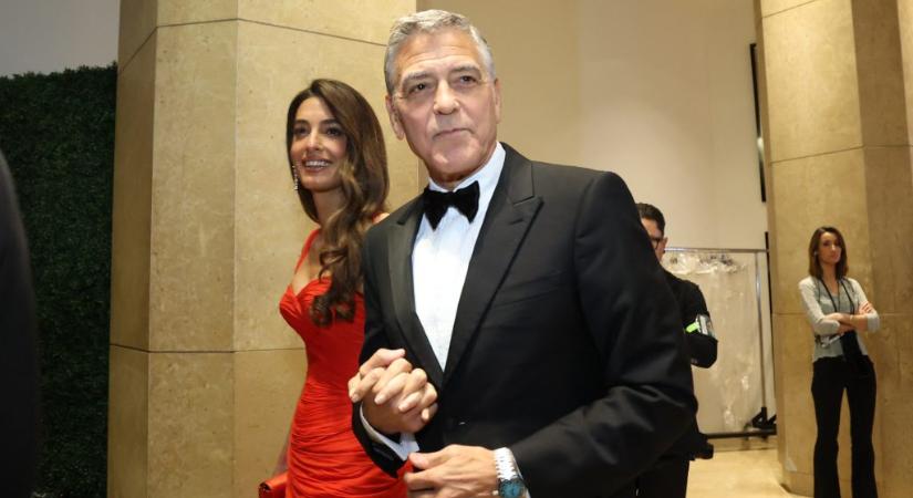 A francia állampolgárságot megszerző George Clooney franciául köszönt be a Golden Globe-on