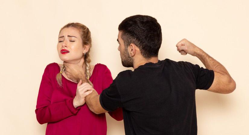 Bordatörés egy vélt borsodi tartozás miatt