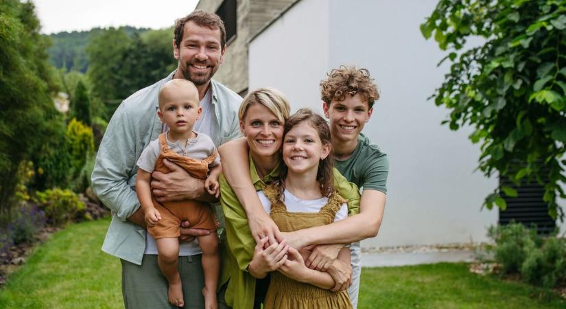 Megduplázták a családi adókedvezményt, s most már a kétgyermekes anyák sem fizetnek SZJA-t