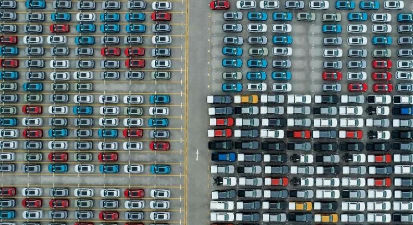 Talán most tényleg megmenekül az európai autóipar: megállapodott az EU Kínával az import elektromos járművek minimumáráról