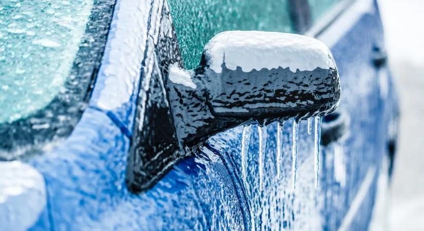 Ónos eső és hó éri el Budapestet: Megkapták a felszólítást az autósok, erre készülj kedden