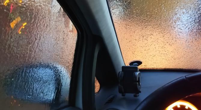 Támad az ónos eső