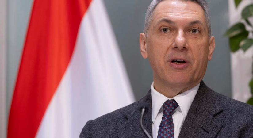 Lázár János: az utasok kevesebbet fizetnek, a mávosok többet keresnek