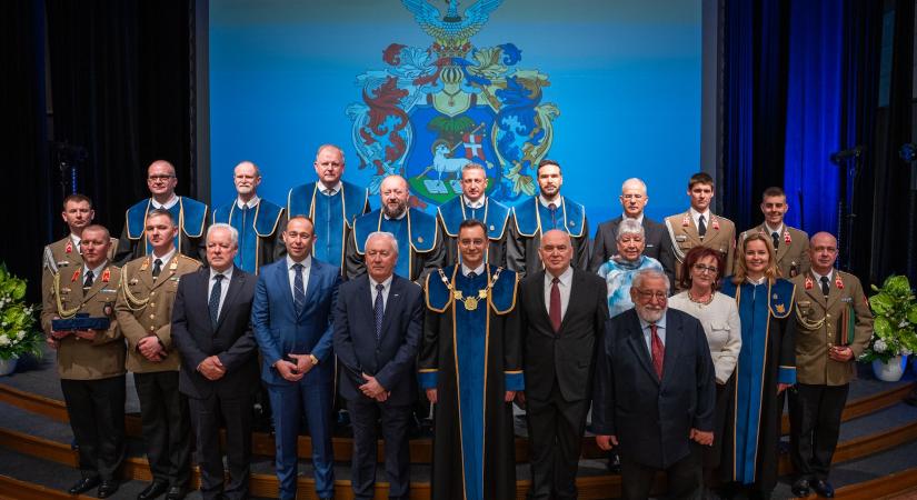 Díjazandókra várnak javaslatot Debrecenben