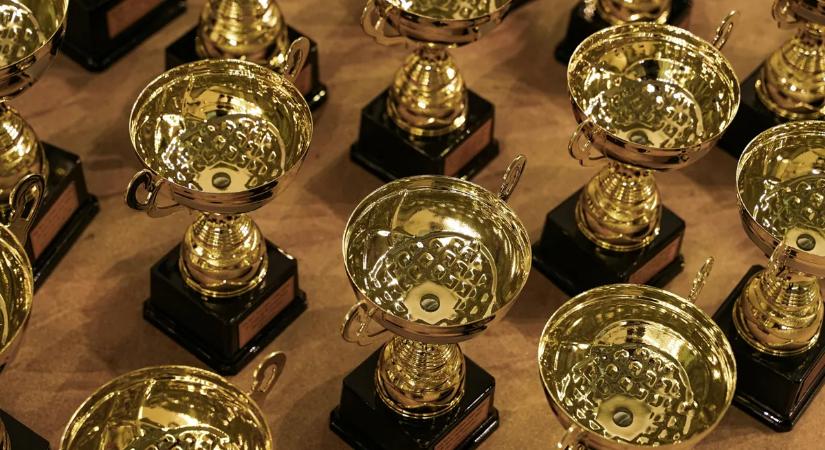 Legrosszabb Golden Globe ruhák: ezek a sztárok most melléfogtak