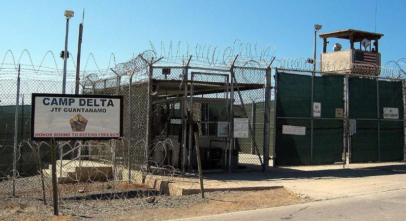 Litvánia után a britek is kártérítést fizettek a guantánamói „örök fogolynak”