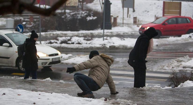 Havat és ónos esőt hoz a keddi enyhülés, ez vár ránk a héten