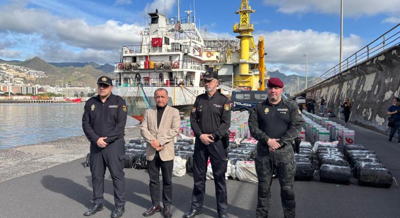 10 tonna, sóba rejtett kokain a spanyol rendőrség eddigi legnagyobb nyílt tengeri drogfogása