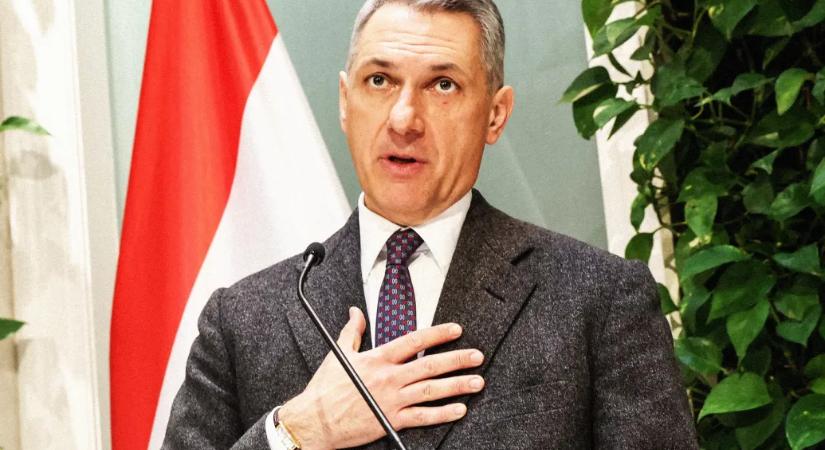 Lázár: Ha önt zavarja, akkor 3 hónapig a kampány alatt nem veszem fel a fizetésemet