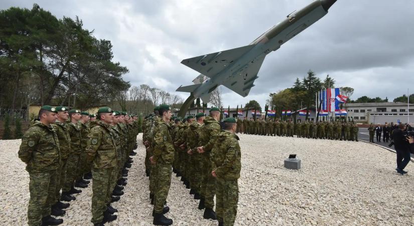 Sorkatonaság Horvátországban: már 1200 fiatal kapott behívót
