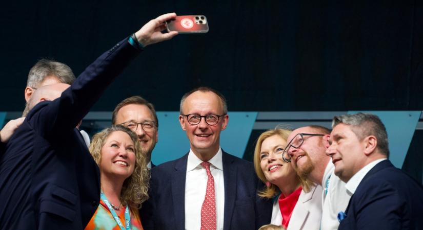 A német kancellár megszelidült: a NATO-n belül intézné el a Grönland-kérdést