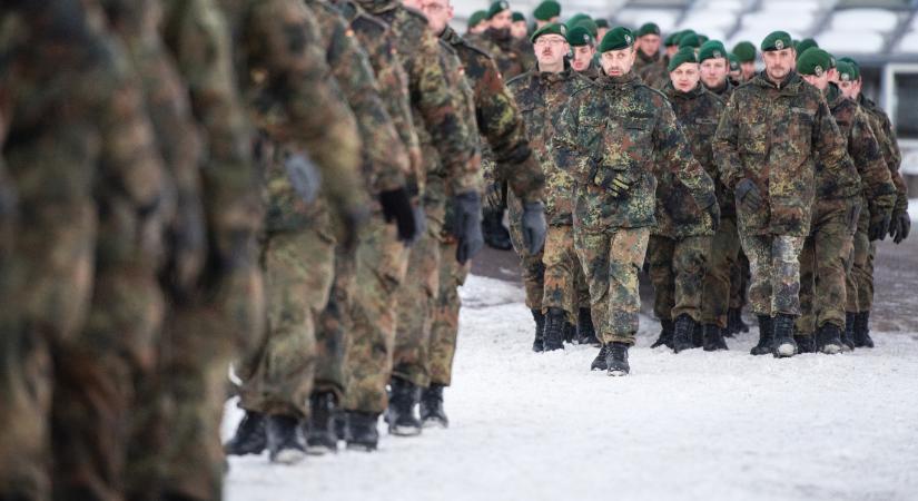 Drogozási, zaklatási és nácivádak rázták meg a német hadsereget, miközben épp újoncokat toboroznak