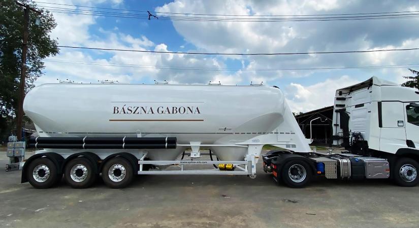 Sikkasztás gyanúja miatt nyomoz a rendőrség Kósa Lajos távoli rokonának válságba került agrárcége ügyében