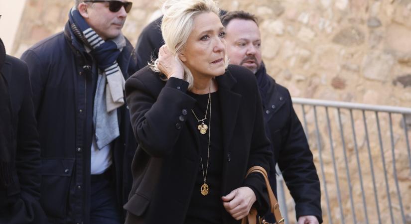 „Marine Le Pen eltiltása az elnökválasztástól aggasztó lenne a demokrácia számára”