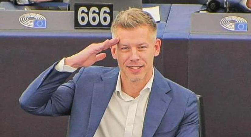 Magyar Péter az interneten bohóckodik, közben brüsszeli gazdái szétverik Európát