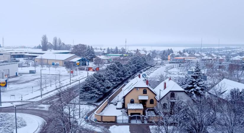 Ónos eső jöhet: riasztás esetén ne indulj útnak, figyelmeztet az Operatív Törzs