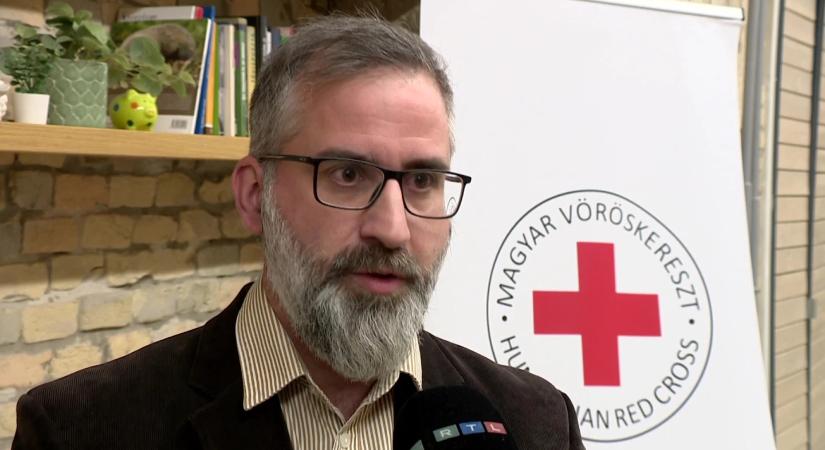 Ruhaadományok a kérnek a segélyszervezetek, a nagy hideg miatt vészesen fogynak a készleteik