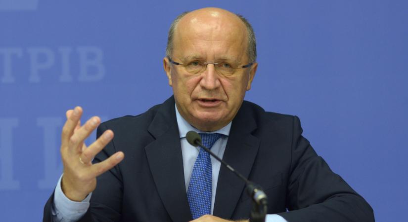 Az uniós biztos százezres európai hadseregről álmodozik