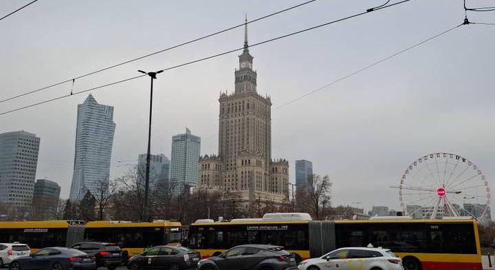 Több mint 7 ezren dolgoztak Sztálin ajándékán: nem szeretik a helyiek fővárosuk ikonikus épületét