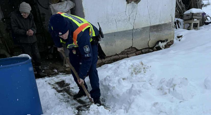 A hideg napokon is számíthatunk a rendőrökre