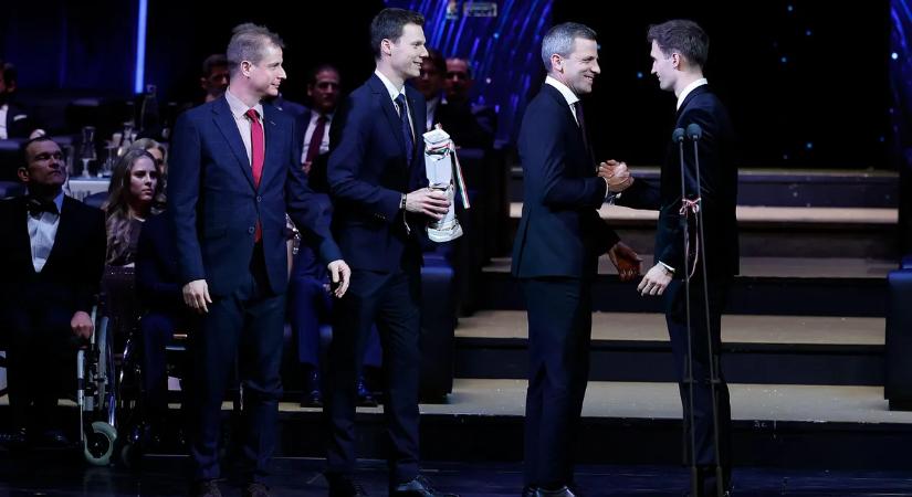 Nemzeti Sport Gála: a férfi kardcsapat lett az év csapata egyéni sportágak csapatversenyében