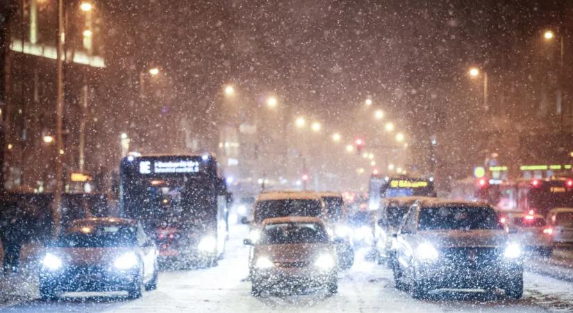 Riasztást adott ki a HungaroMet: az ország egy részén több milliméternyi ónos eső eshet