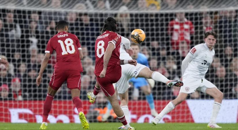 Szoboszlai Dominik szenzációs gólt lőtt az FA Kupában