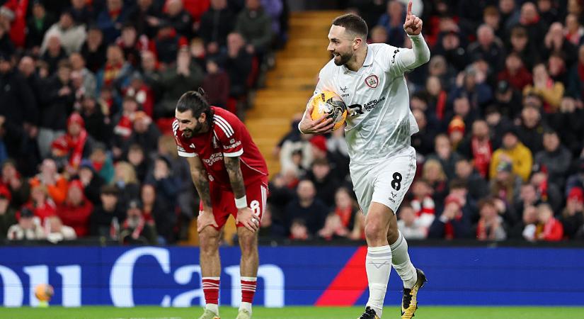 Videó: Szoboszlai hatalmas hibájából kapott gólt a Liverpool