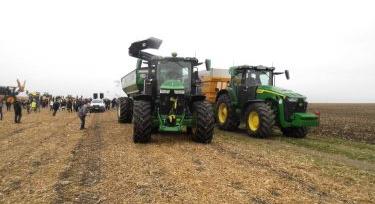 Új szintre lép a szemestermény szállítása a gazdaságokba