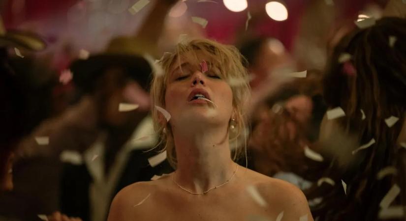 Kitálalt Jennifer Lawrence: Jobban szeret ismeretlenekkel szexelni a filmjeiben