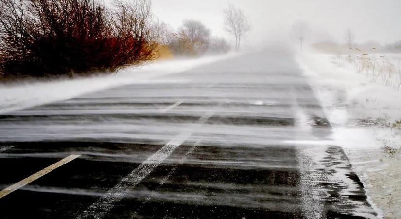 Havazás és ónos eső - több riasztást adott ki a meteorológia