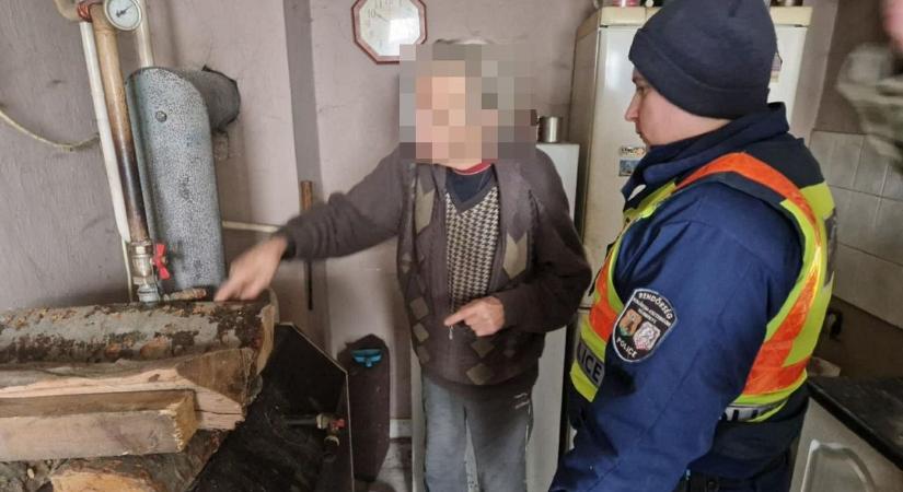 Időseket tett próbára a -15 fok Tatabányán, azonnal vonultak a rendőrök