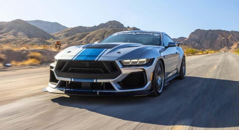 830 lóerős őrült fenevad a legújabb Shelby Super Snake